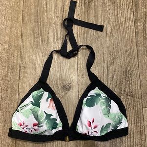 beach joy swim top brand new only tried on